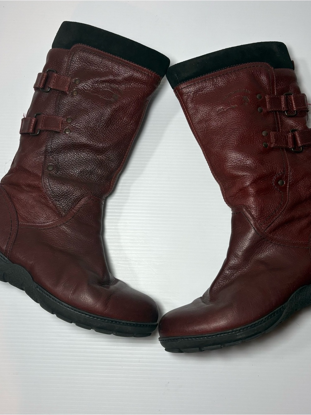 Saute-Mouton Premium Burgundy leather boots. Made in Canada.